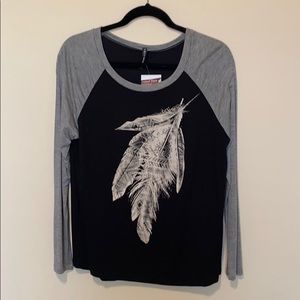 Feather Long Sleeve Graphic Tee